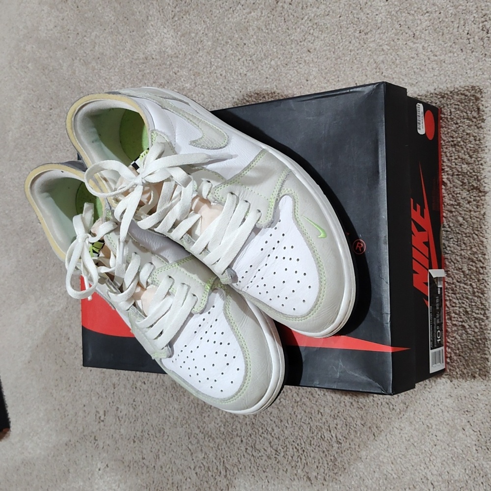 Jordan 1 low og size 10.5